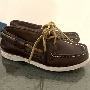 Leather two eye boat shoes SPERRY boys 12 youth kids uniform school preppy